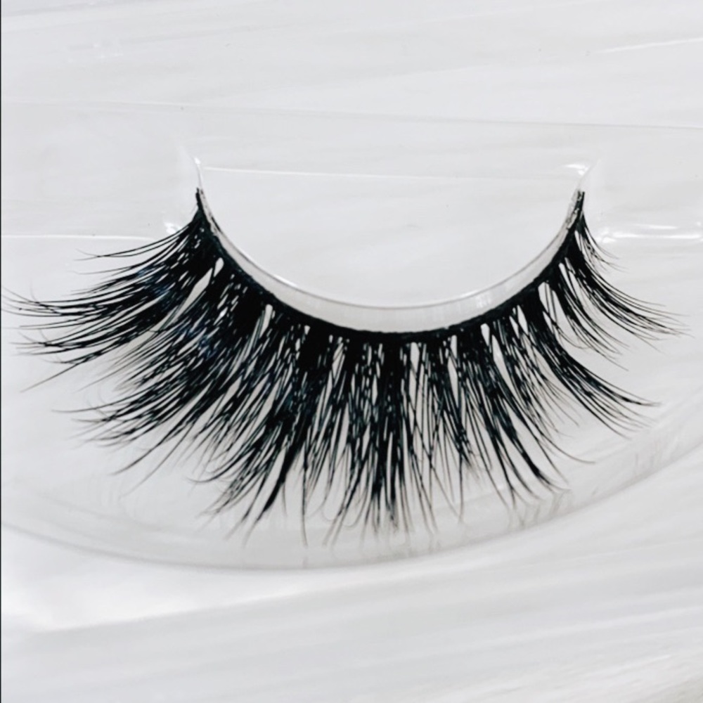 3D Natural Soft Fluffy 100% Mink Eyelashes - Picture 2 of 6